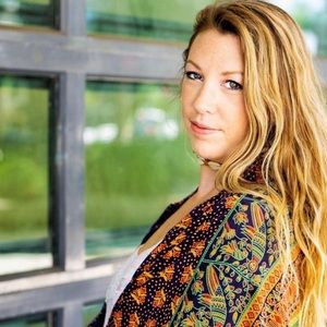 Meet your Posher, Angelina